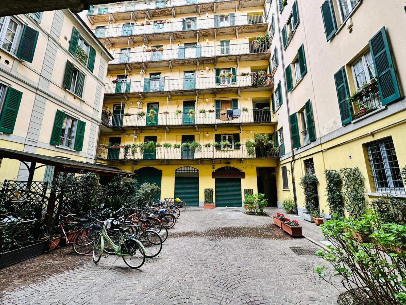 Comecasa Studio Vicino Stazione Centrale Milano Eksteriør billede